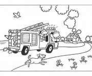 Coloriage Camion de Pompier se dirige vers L'incendie