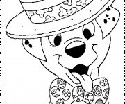 Coloriage Freckle porte une cravate et un chapeau