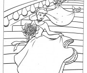 Coloriage Princesse Cendrillon dans Le Palais