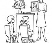 Coloriage Une enseignante montre une peinture  de jésus aux élèves