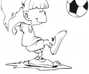 Coloriage Fille en jouant avec le ballon Soccer