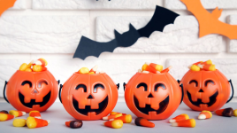 Les enfants devraient-ils faire des trucs ou des friandises? Voici comment rendre Halloween moins effrayant