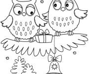 Coloriage et dessins gratuit Les Chouettes apportent les cadeaux du nouvel an à imprimer