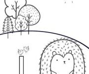 Coloriage H&eacute;risson devant les arbres de la foret