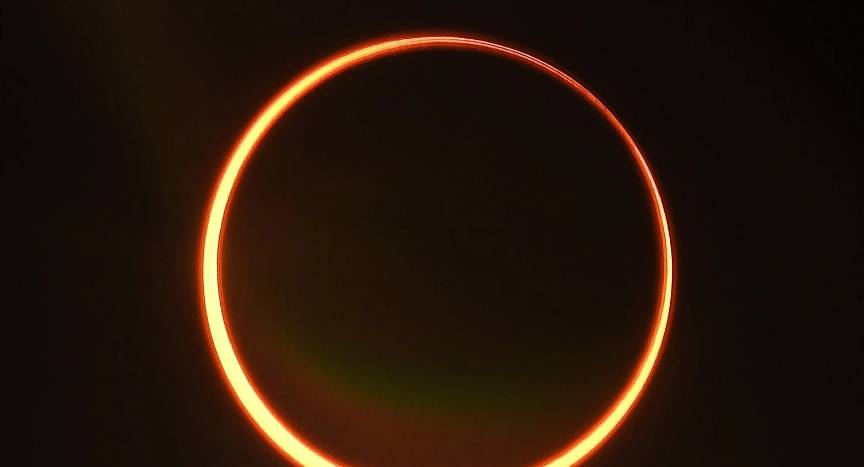 Comment regarder la rare éclipse solaire 