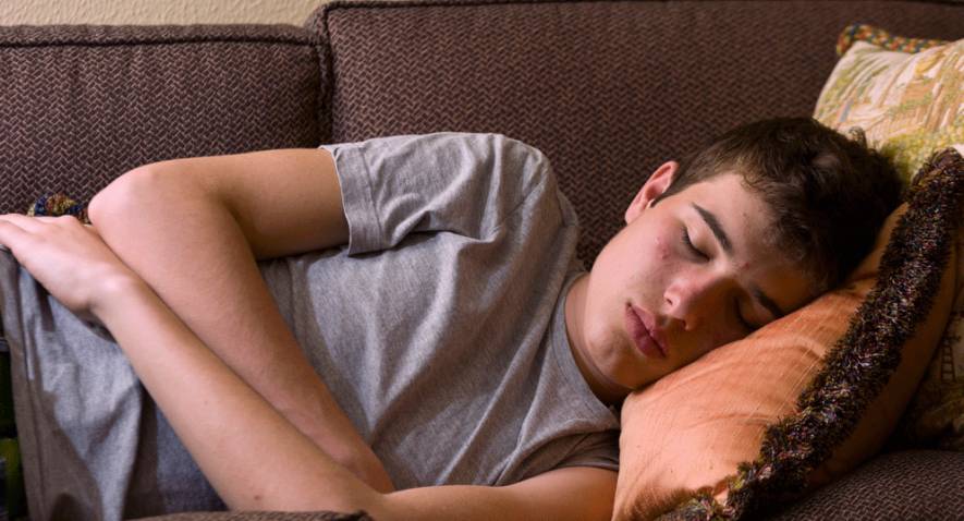 De combien de sommeil les adolescents ont-ils besoin?