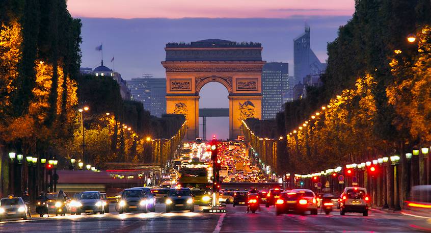 Découvrons l'histoire des Champs-Élysées