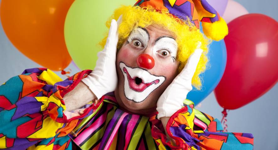 Une entrevue amusante avec un clown hilarant