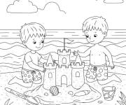 Coloriage Deux amis et leurs chateau de sable