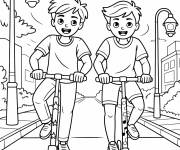 Coloriage Deux amis sur trottinettes
