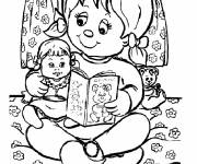Coloriage Fille avec son amie poup&eacute;e