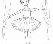 Coloriage Se concentrer sur le cours de ballet