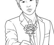 Coloriage RM prenant une rose