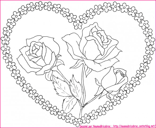 Coloriage Coeur Et Fleurs Au Centre Dessin Gratuit à Imprimer