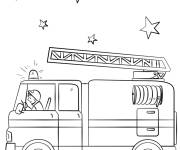 Coloriage Camion pompier sortant la nuit