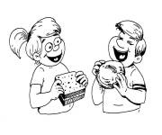 Coloriage et dessins gratuit Gar&ccedil;on et fille aime les sandwiches à imprimer