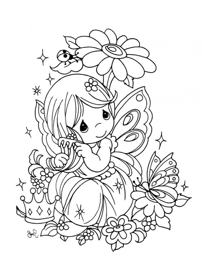 Coloriage Fille mignonne dans la nature dessin gratuit à imprimer