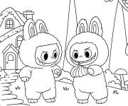 Coloriage Deux labubu devant leur maison
