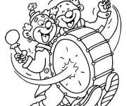 Coloriage Deux clowns frappant au tambour