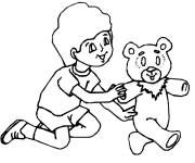 Coloriage Petit gar&ccedil;on avec son jouet Nounours