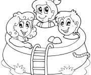 Coloriage Enfants s'amusant dans un petit piscine pendant la vacance