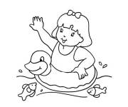 Coloriage et dessins gratuit Fille mignonne dans son chambrere gonflable à imprimer