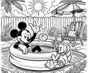 Coloriage Mickey Mouse dans une piscine gonflable imprimable