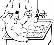 Coloriage L'ours fait Un douche dans La Salle de Bain