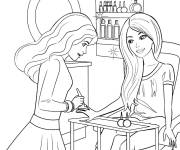 Coloriage Barbie prend soin de ses ongles dans le salon de beaut&eacute;