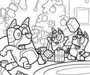 Coloriage Bandit, Chilli et Bluey ouvrent les cadeaux de No&euml;l