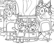Coloriage La famille de Bluey s'amuse dans le jardin