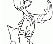 Coloriage Donald Duck fait un signe d'arrêt