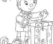 Coloriage Petit Elfe et les derniers retouche de cadeau de Noel