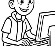 Coloriage Koki travaille sur l'ordinateur