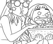 Coloriage Mira et Zoey en mangeant du pop corn