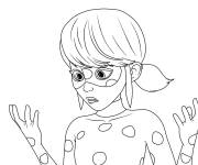 Coloriage Ladybug porte son masque