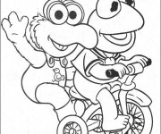 Coloriage Kermit sur son v&eacute;lo