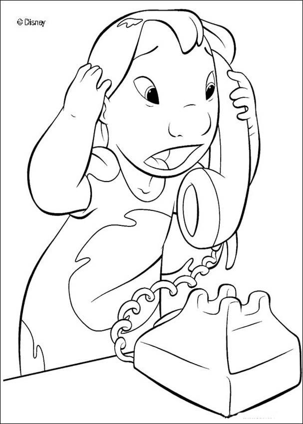 Coloriage et dessins gratuits Dessin Lilo parler au téléphone Disney à imprimer