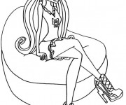 Coloriage Monster High Draculaura sur canapé