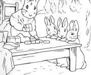 Coloriage et dessins gratuit Famille de Pierre lapin sur table à imprimer