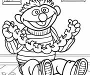 Coloriage Ernest tenant des canards en papier