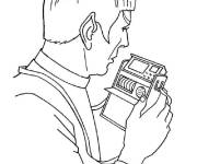 Coloriage Spock analyse les donn&eacute;es de la mission