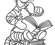 Coloriage Tigrou aime la lecture