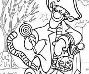 Coloriage Tigrou en costume de pirate pour la f&ecirc;te de Halloween