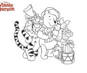 Coloriage Winnie ourson avec ses amis avec les cadeaux de Noel