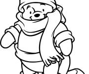 Coloriage Winnie ourson en sortant pendant l'hiver