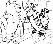 Coloriage Winnie visite la maison de Tigrou