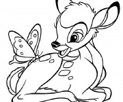 Coloriage Bambi avec un papillon