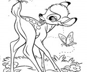 Coloriage Bambi joue avec les papillons
