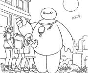 Coloriage Baymax s'amusant avec les petits enfants